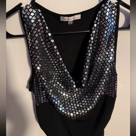Moa Moa black and silver sleeveless disco blouse size XL preowned - Picture 2 of 5